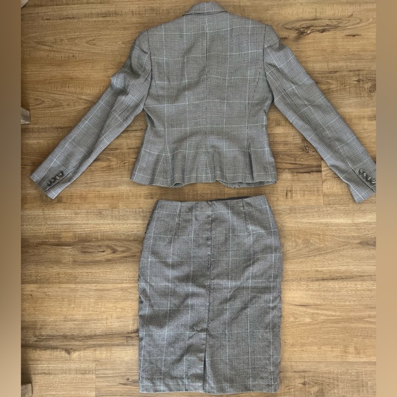 Ralph Lauren Black Label business skirt suit size 4 - Picture 4 of 12